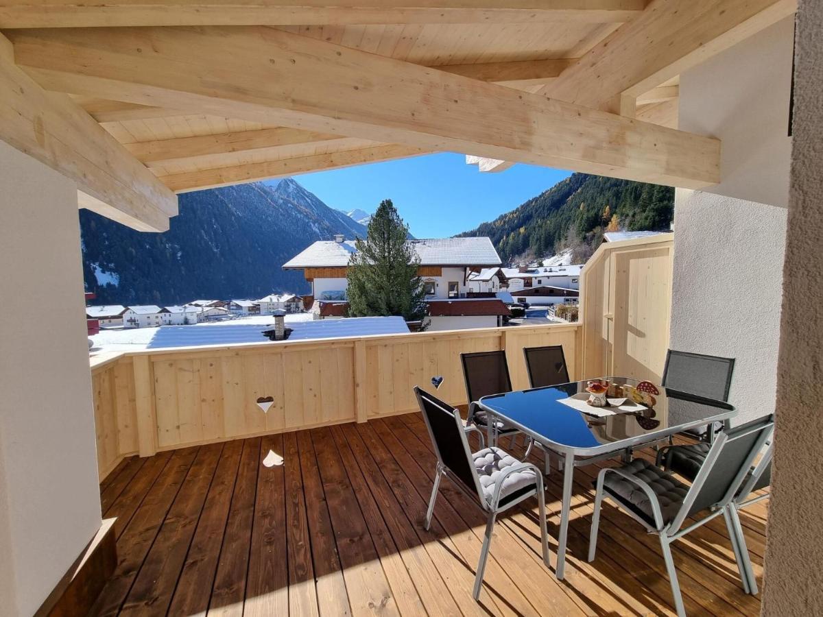 Apartments Alpenpanorama, Neustift ノイシュティフト・イム・シュトゥーバイタール エクステリア 写真